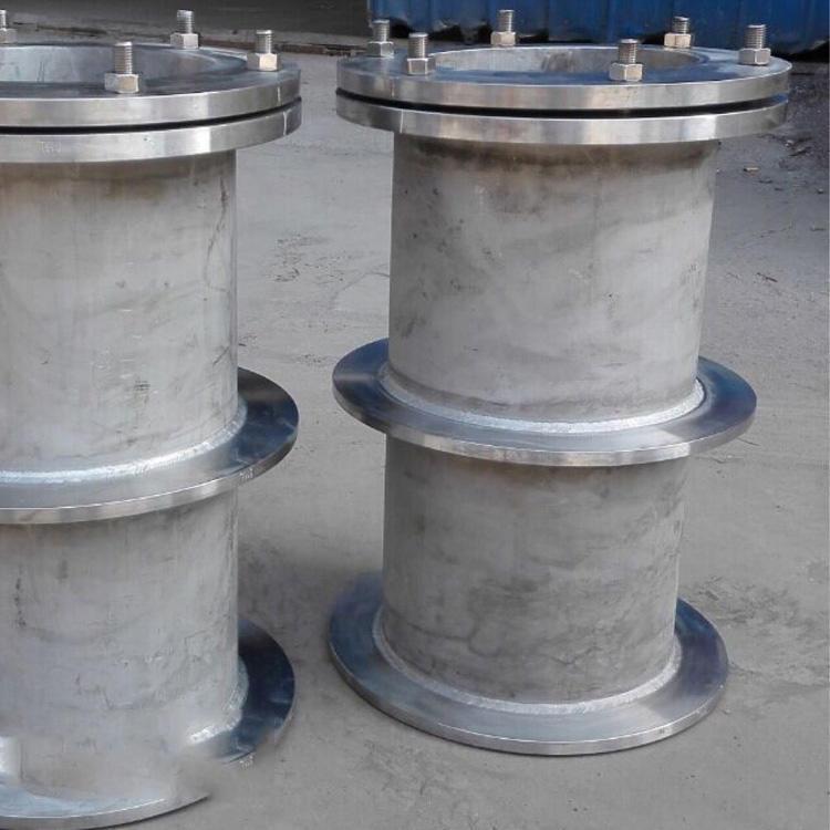 如今，保溫防腐管道廣泛用(yòng)于液體(tǐ)、氣體(tǐ)的輸送管網，化工(gōng)等等，、保溫性能(néng)好，熱損失少，可(kě)節約大量的能(néng)源，降低能(néng)源成本，對于建設來說，保溫防腐廠家的出現，絕對是技(jì )術的鼎力助手！